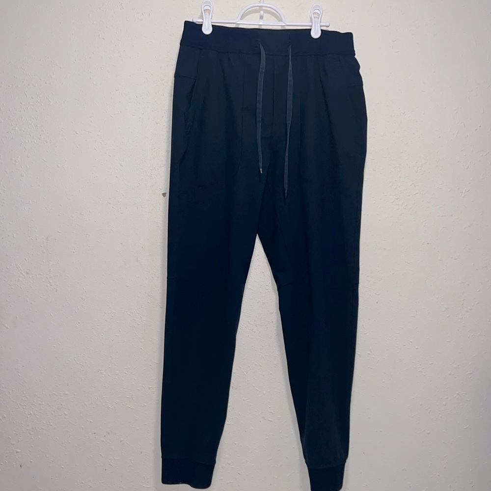 Men’s lululemon joggers